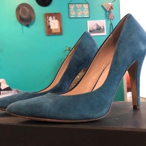 barneys new york heels / pumps